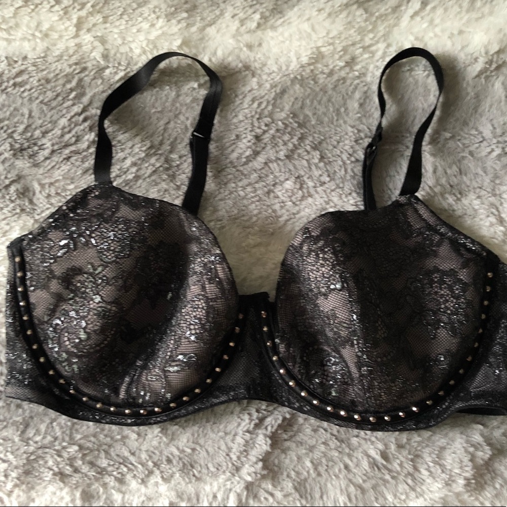 Victoria secret lingerie bra black lace underwire